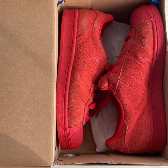 Red Adidas Superstars - Picture 2 of 2